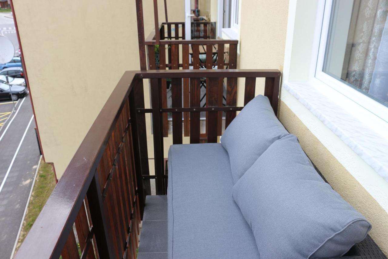 Studio Apartman Tajci Apartment Слуни Екстериор снимка